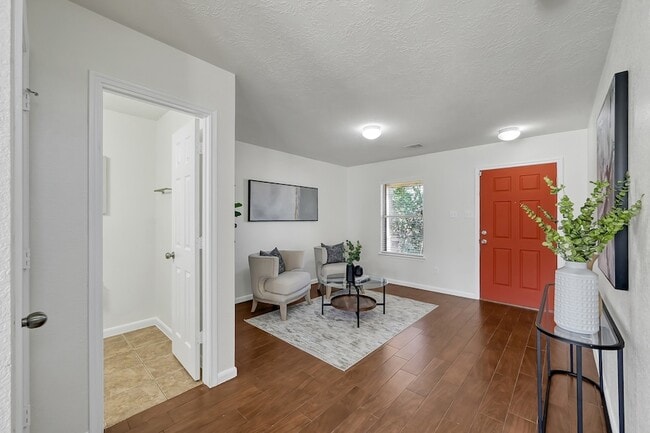 Building Photo - 15902 Arapaho Bend Ln