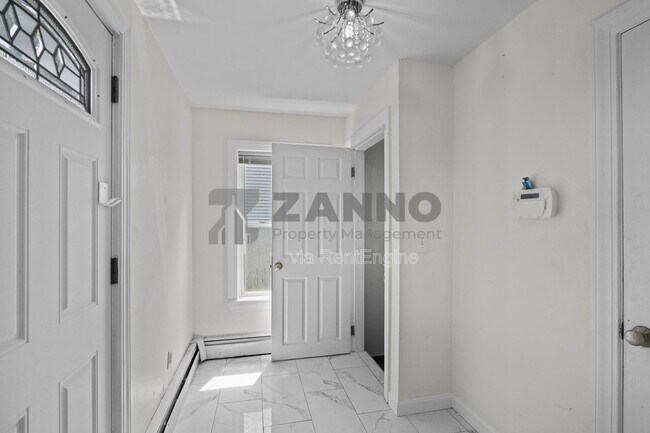 Building Photo - 40 Olney Ave