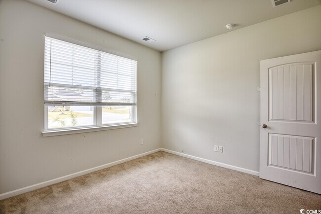 Building Photo - 260 Forestbrook Cove Cir