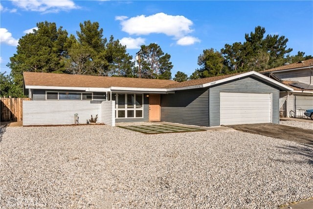 Building Photo - 14147 Arrowhead Dr