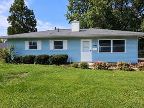 Building Photo - 1055 Cottingham Rd