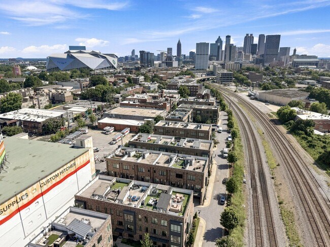 Building Photo - 285 Castleberry Hill Walk SW