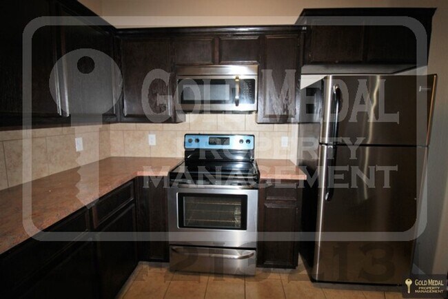 Building Photo - 1108 Grace Point Dr