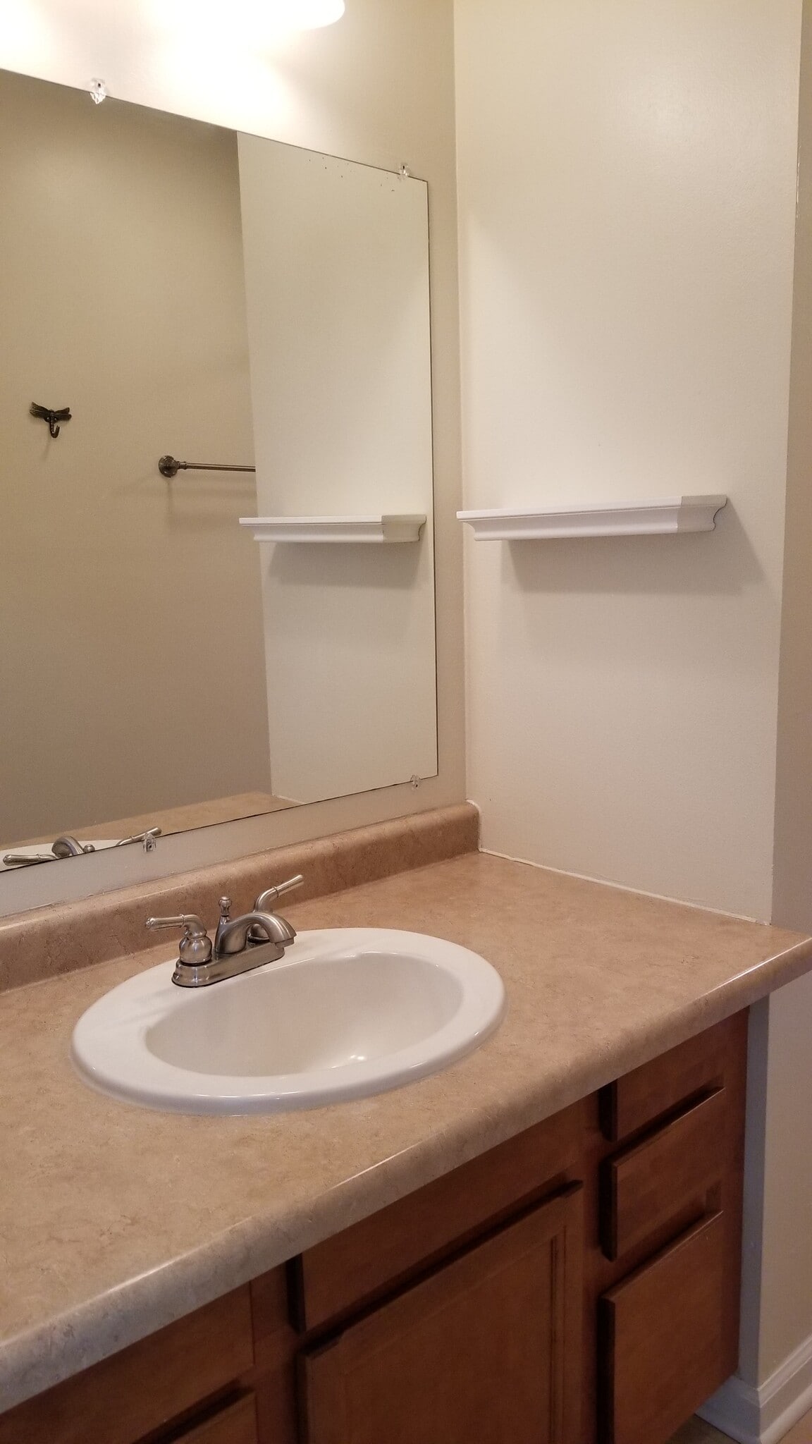 Upper Full Bath - 134 Chestnut Ridge Dr
