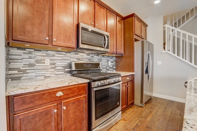 Building Photo - $2,500.00 - 3 Bedrooms and 2.5 Bathrooms T...