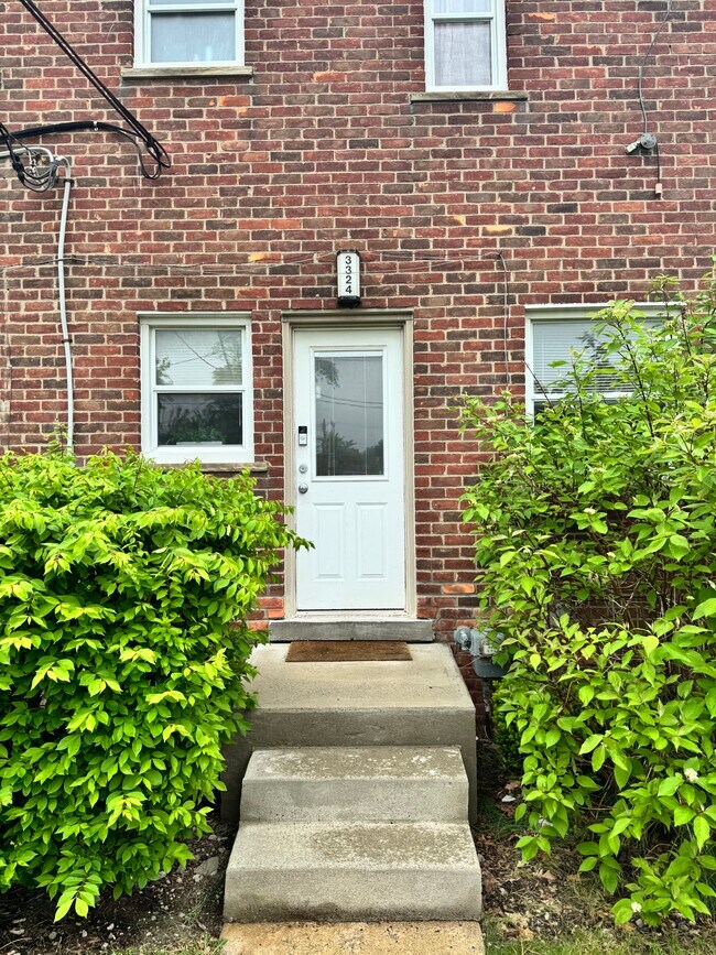 Building Photo - 3324 Coolidge Hwy