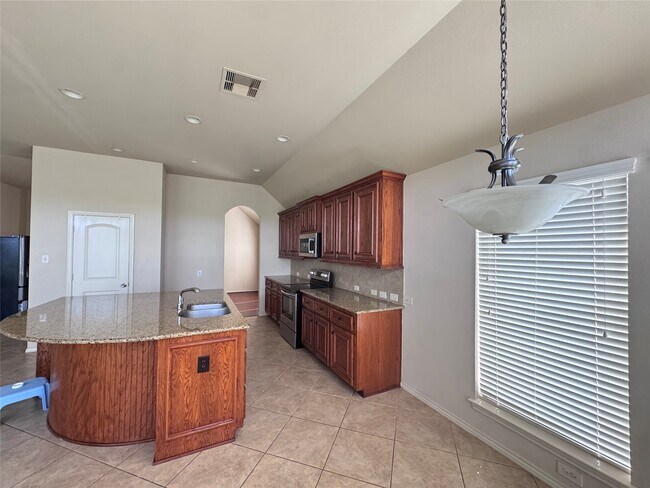 Building Photo - 22010 Rustic Canyon Ln