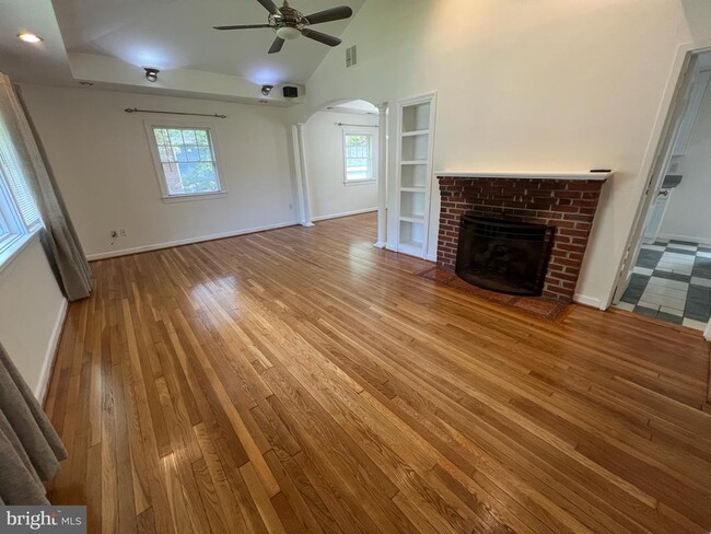 Building Photo - 2314 Eccleston St