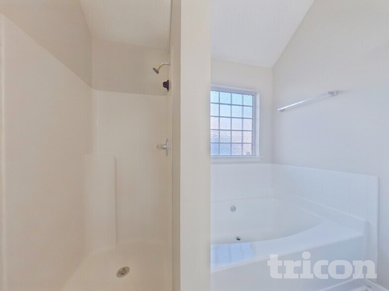 Building Photo - 5006 Serenity Point Ln