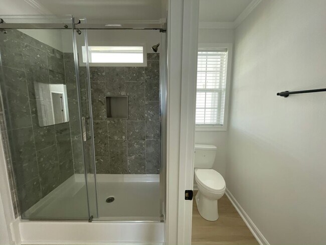 Building Photo - 34808 Robins Song Rd