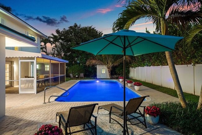 Building Photo - 518 Gardenia Terrace