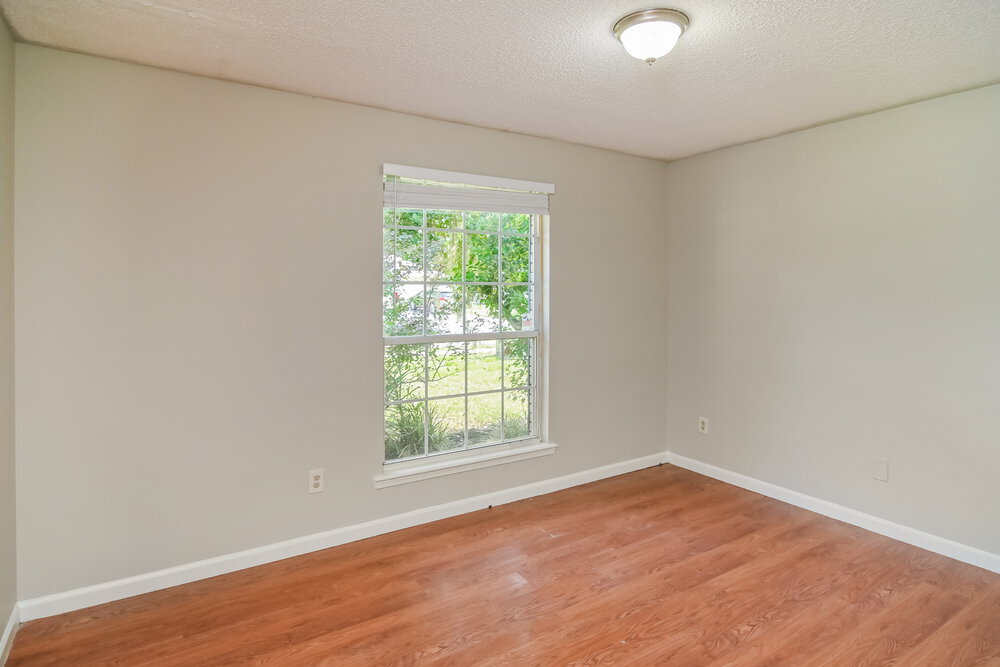 Building Photo - 4359 Hollygate Dr