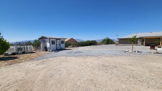 Building Photo - 831 David Adam Rd