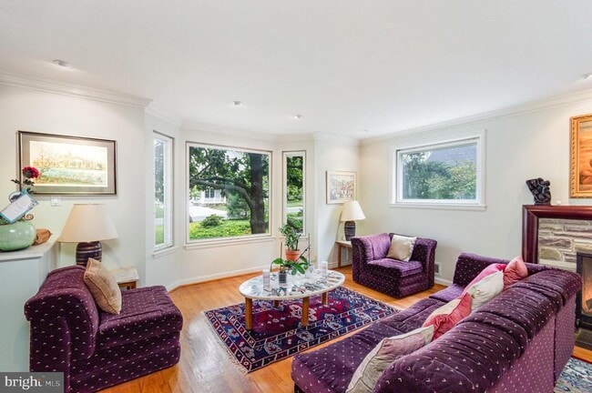 Building Photo - 5804 Lenox Rd