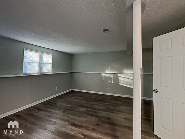 Building Photo - 7412 Highbury Ln