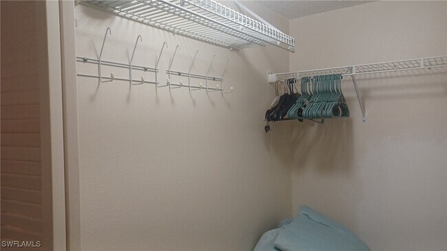 Building Photo - 716 Landover Cir