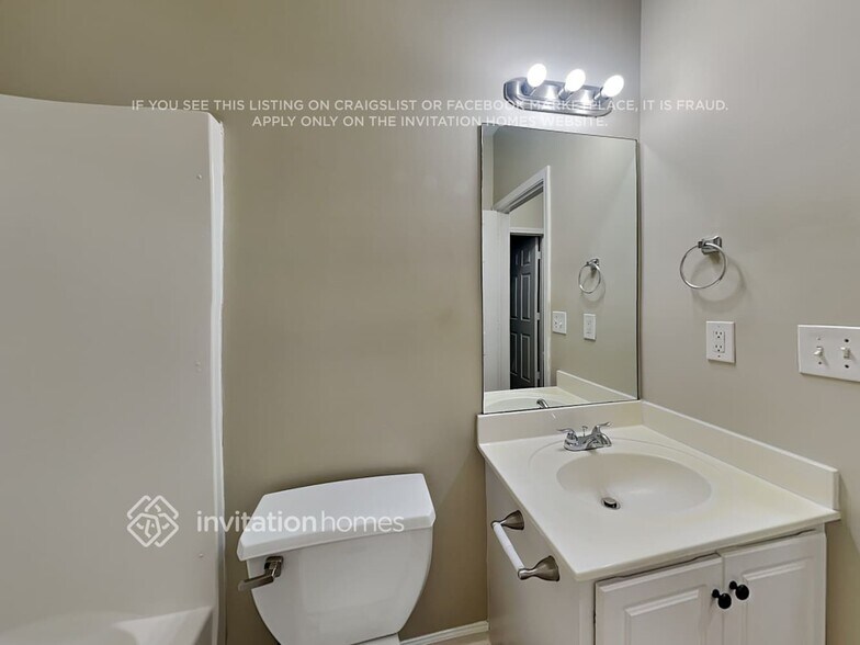 Building Photo - 3993 Rivermeade Dr SW