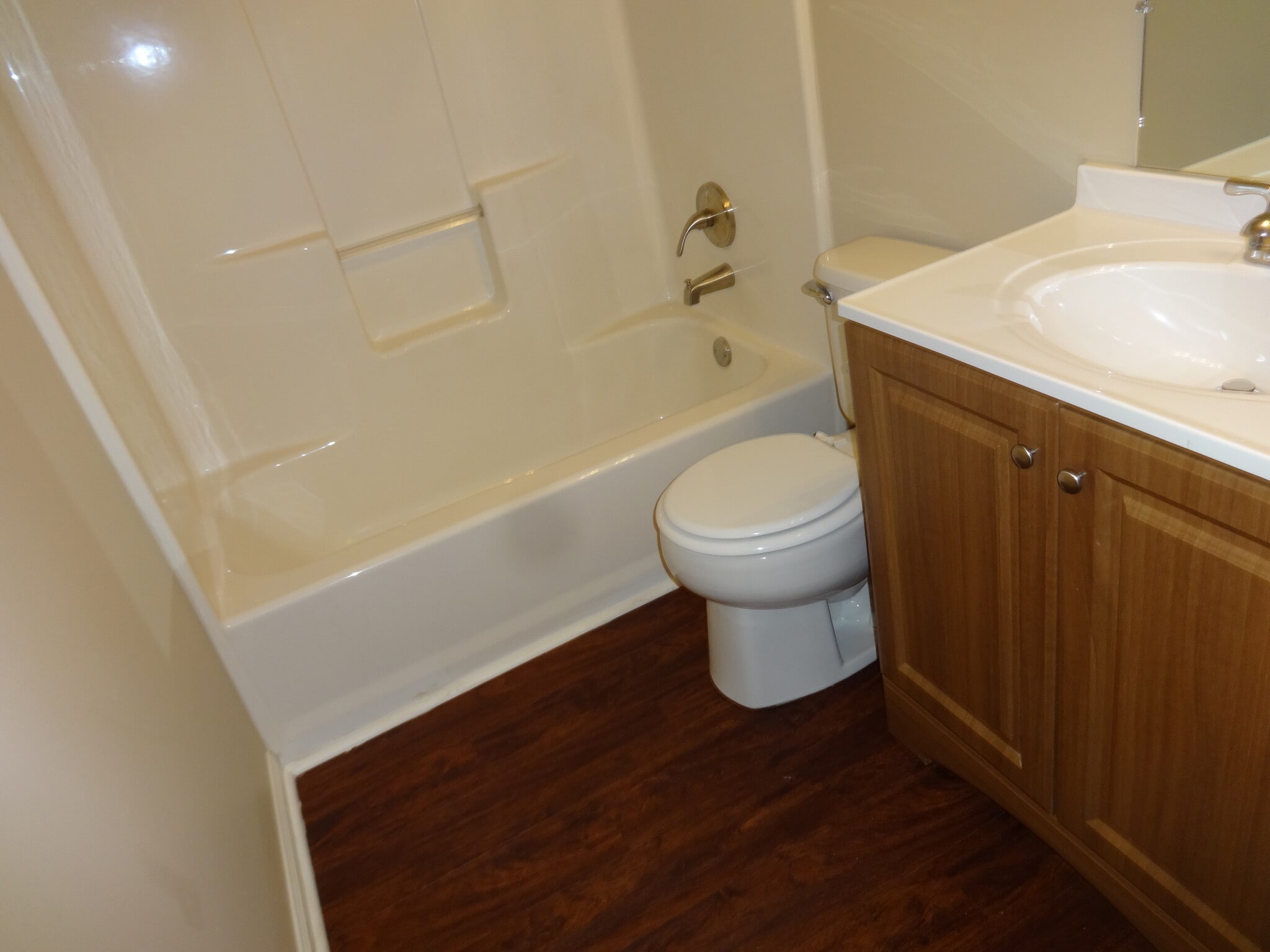 Building Photo - 278 Willow Bend Dr