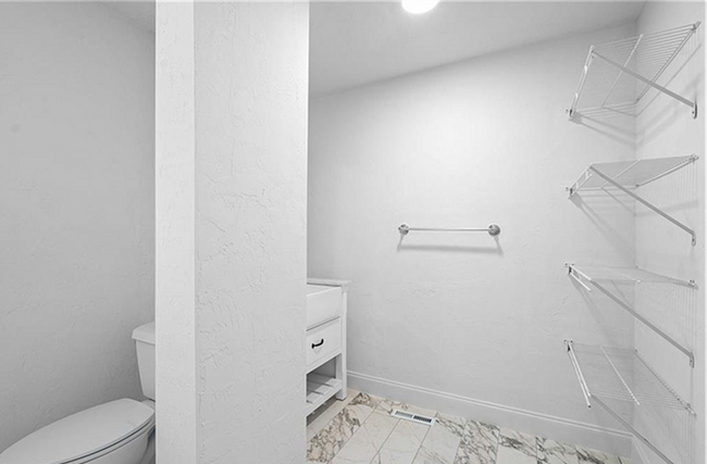 Building Photo - 3/ 2 Home for Rent