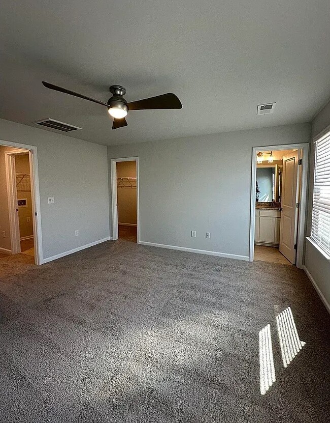 Building Photo - 236 Santorini Wy