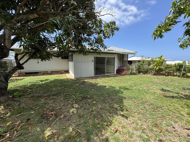 Building Photo - 1412 Kaminaka Dr