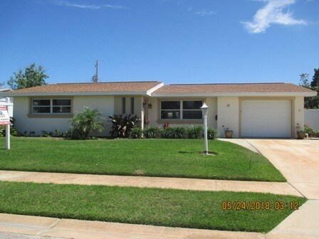 Primary Photo - Gorgeous 3 Bedroom Beachside Home!