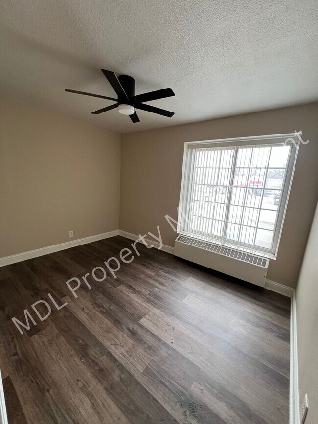 Building Photo - 314 N Michigan Ave