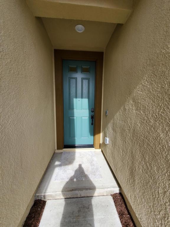 Building Photo - 4067 Stanwick Ave