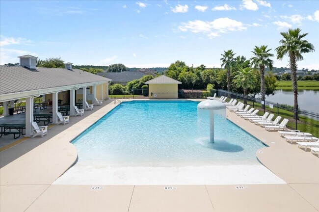 Building Photo - Spacious 5-Bedroom Home in the Live Oak Community – Richmond Hill, GA