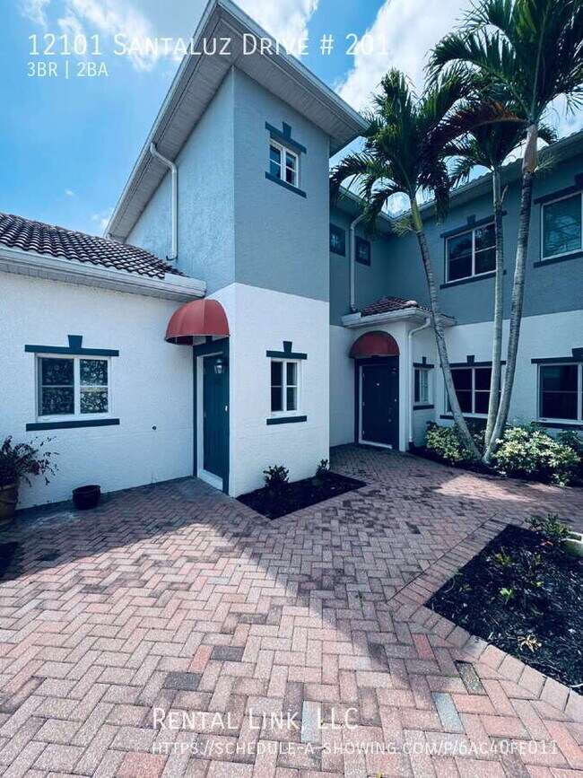 Building Photo - 12101 Santaluz Dr