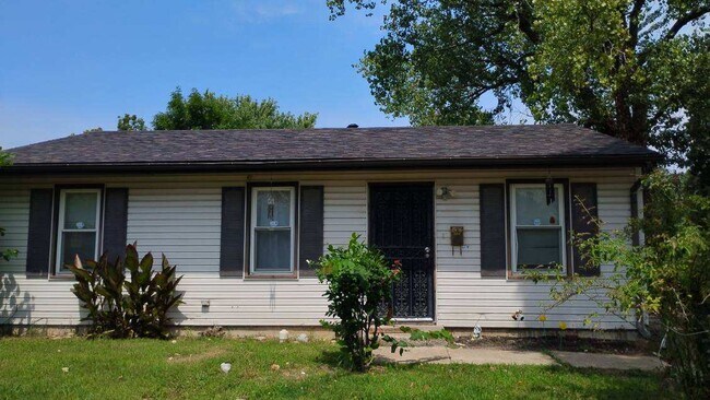 Primary Photo - 5732 E 40th Terrace