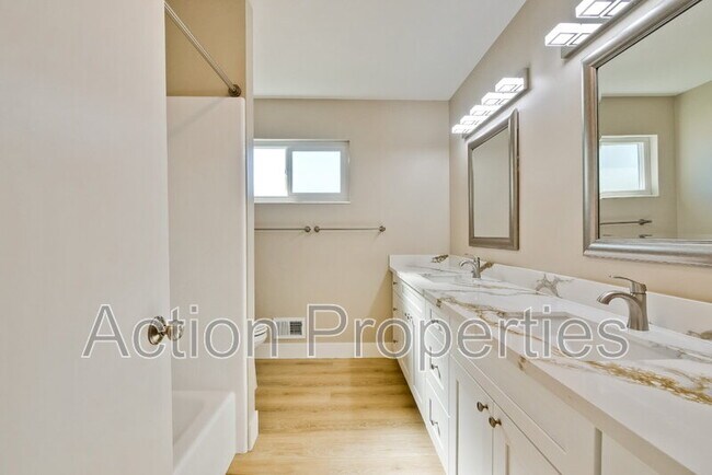 Building Photo - 86 Dalma Dr