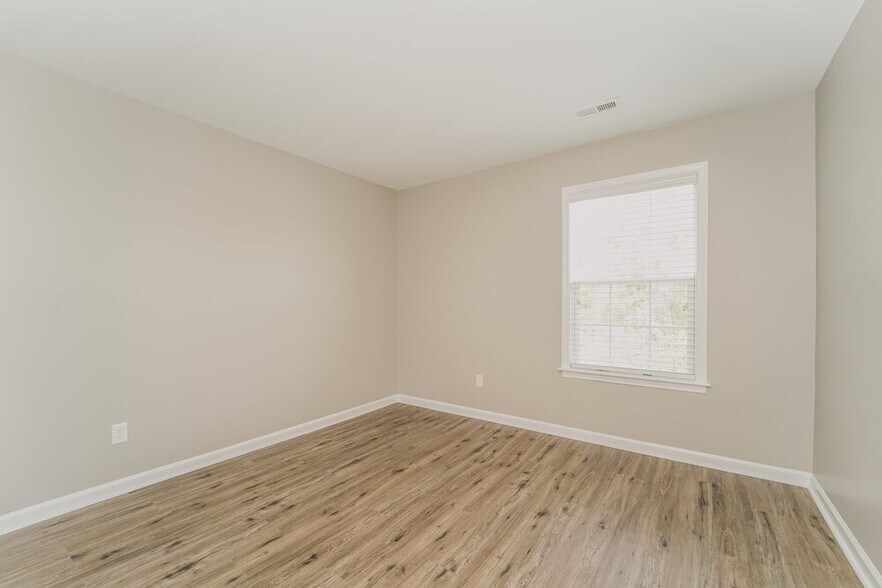 Building Photo - 9602 Cockerham Ln