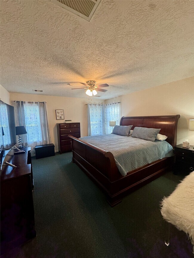 Building Photo - 7130 Liberty Creek Tr