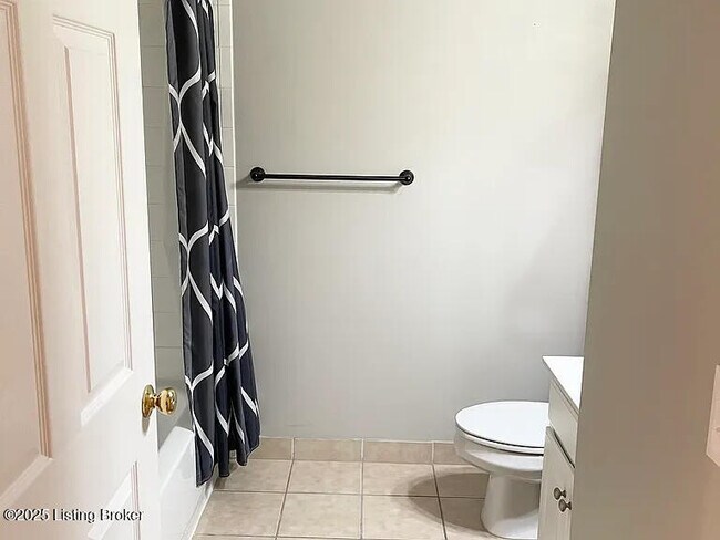 Building Photo - 1110 Westlynne Place