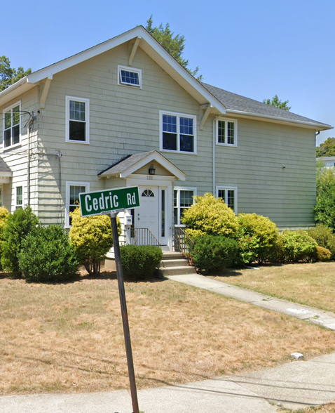 Building Photo - 121 Cedric Rd