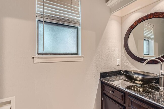 Building Photo - 1403 Stependale Dr