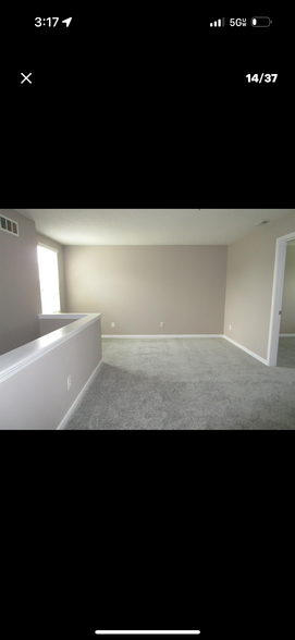 Building Photo - 277 Hennepin Dr