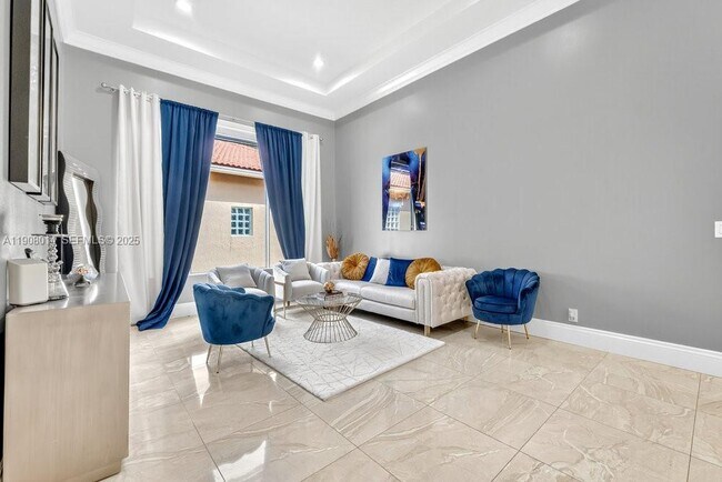 Building Photo - 6313 Paradise Cove