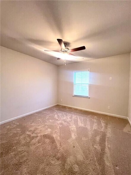 Building Photo - 2464 Pinnae Pl