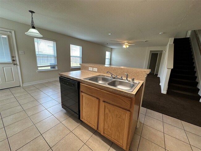Building Photo - 19630 Summerlin Dr