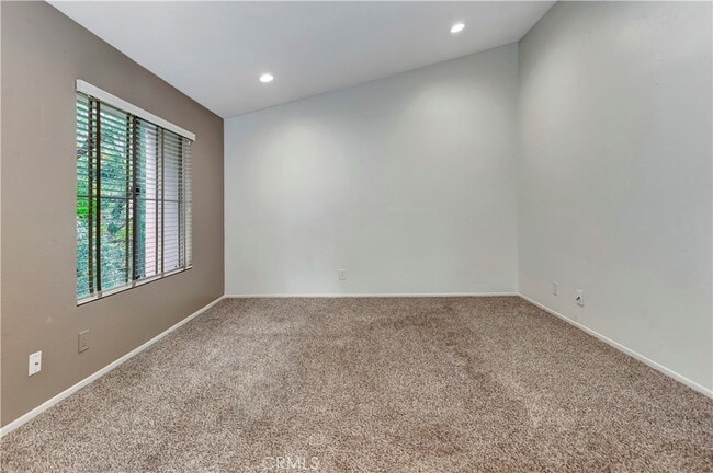 Building Photo - 28093 Caldaro-