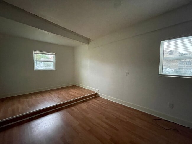 Building Photo - 2 Bedroom 1 Bath Home in Fort Worth