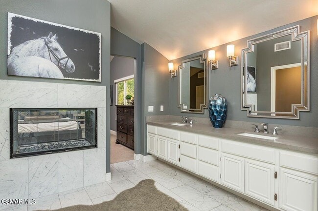 Building Photo - 5159 Churchwood Dr