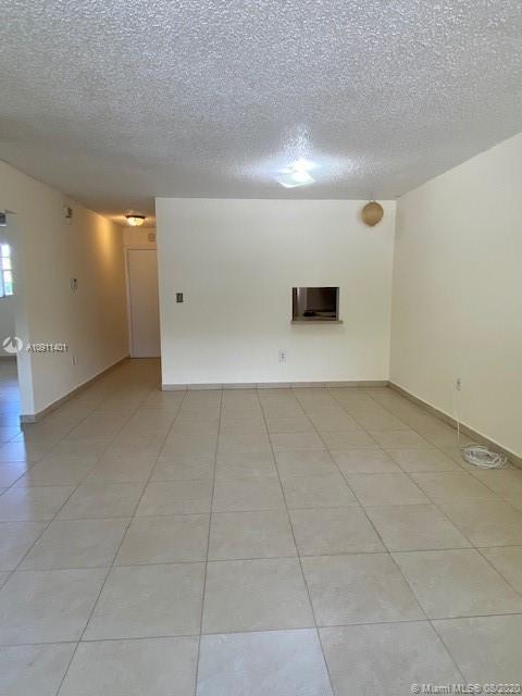 Building Photo - 17255 SW 95th Ave