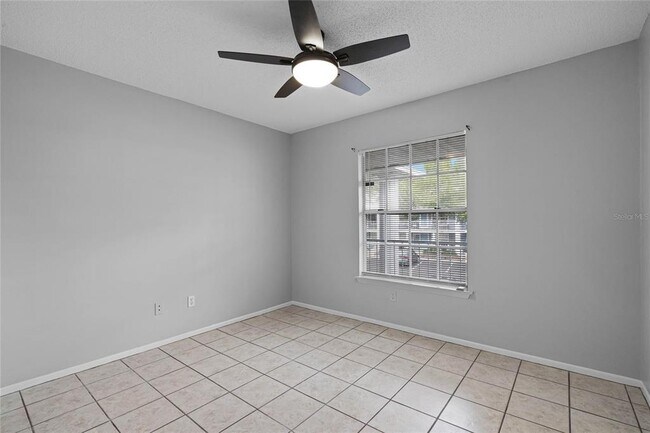 Building Photo - 5441 Lake Margaret Dr