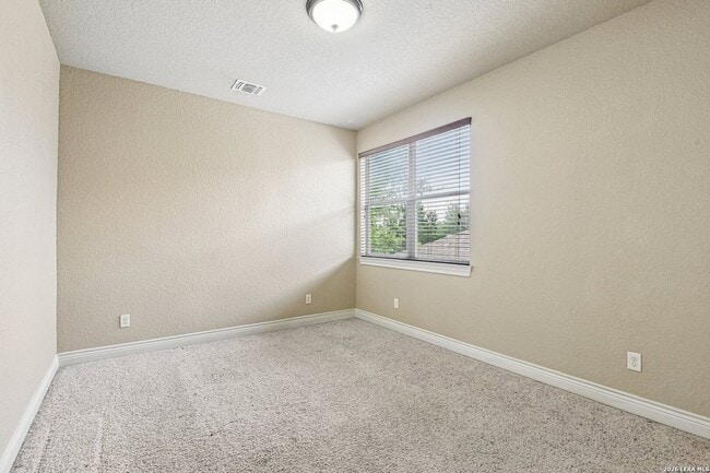 Building Photo - 4911 Country Cv