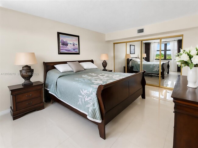 Building Photo - 2401 S Ocean Dr