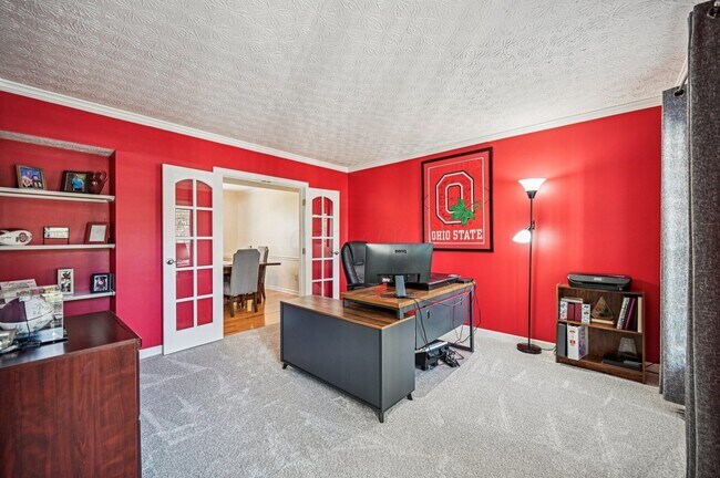 Building Photo - 2230 Seton Dr