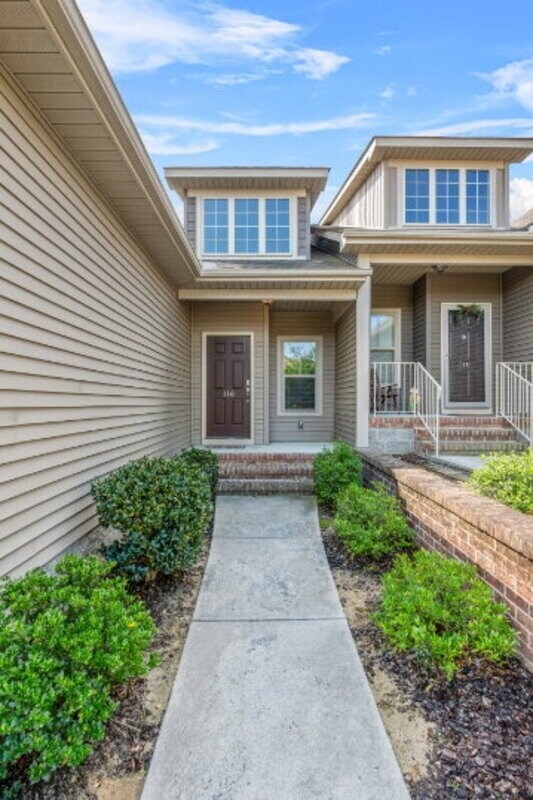 Building Photo - 116 Cypress Cir
